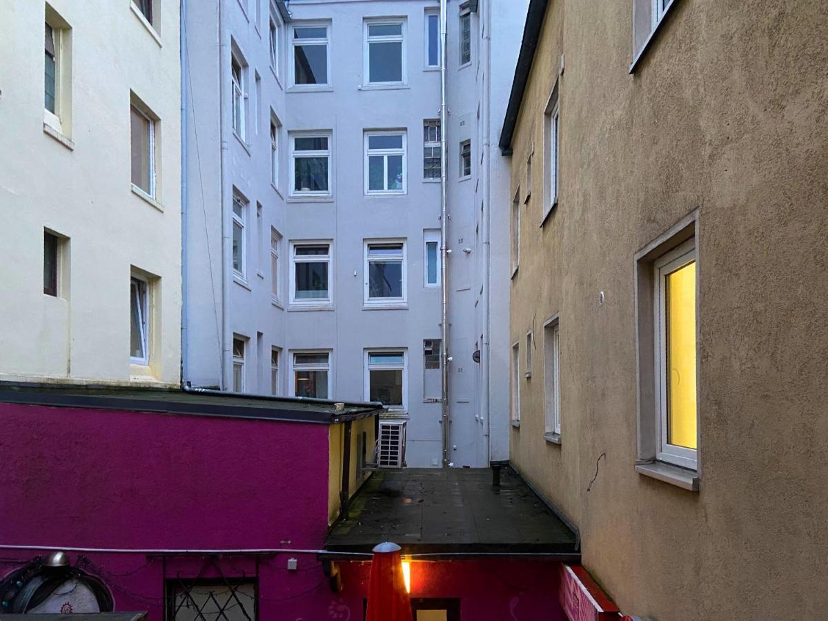 Sleep In Hamburg Kajueten المظهر الخارجي الصورة